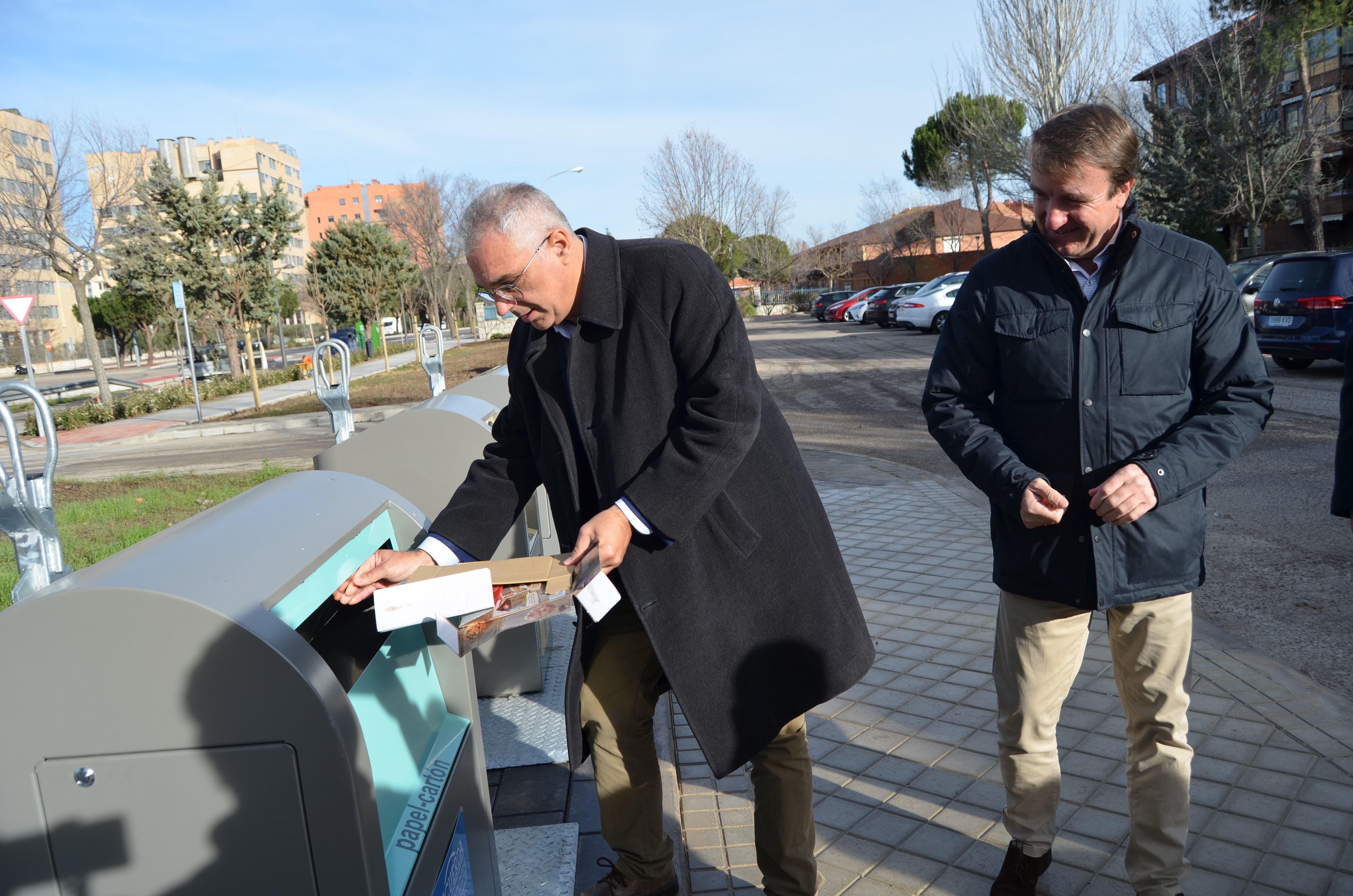 Tres Cantos llevará a cabo un programa piloto de reciclaje de residuos orgánicos en el sector Planetas