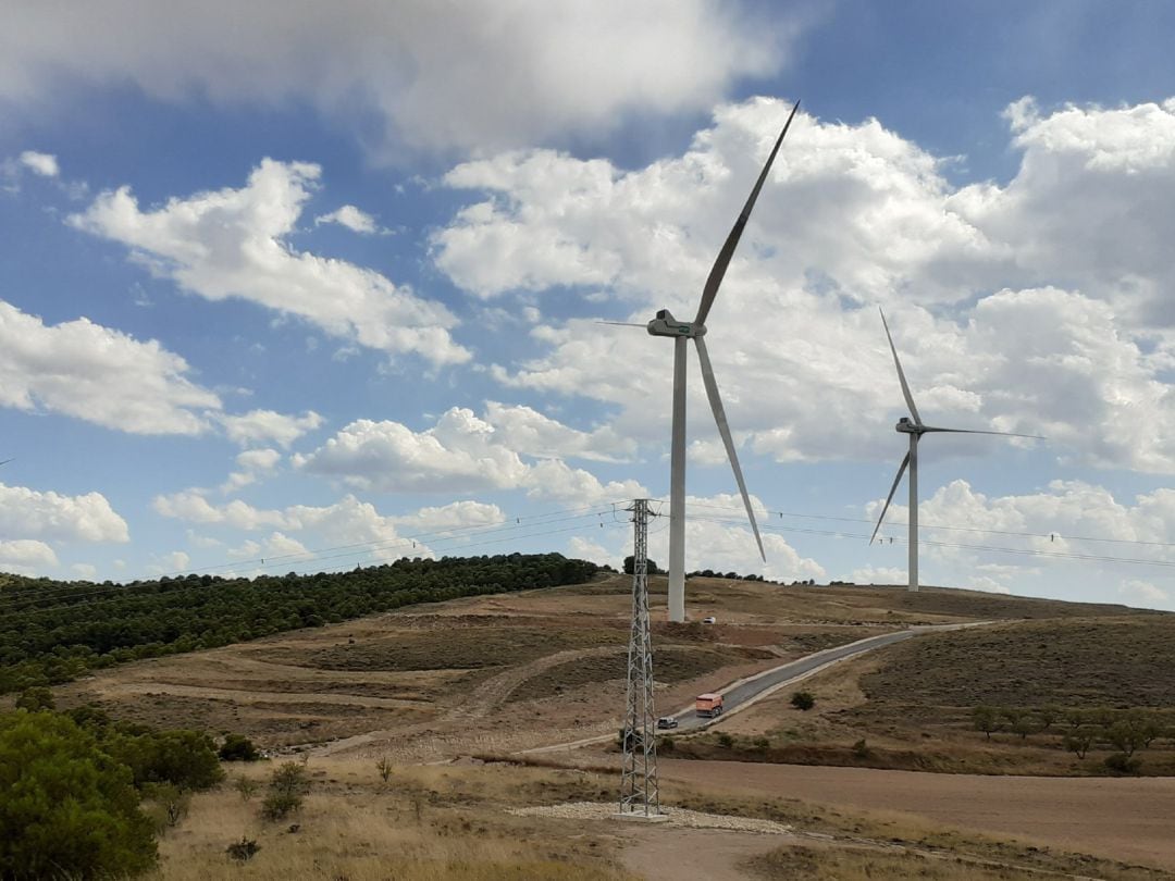 La Plataforma no rechaza la energía eólica pero sí la ubicación prevista para los parques 