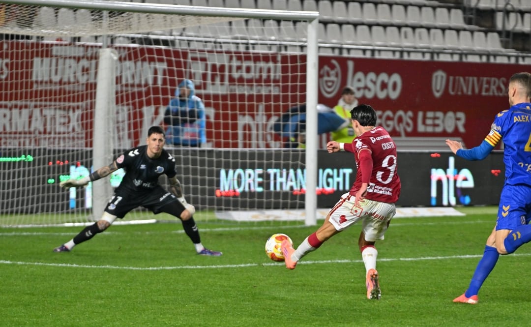 Cristo dispara a puerta