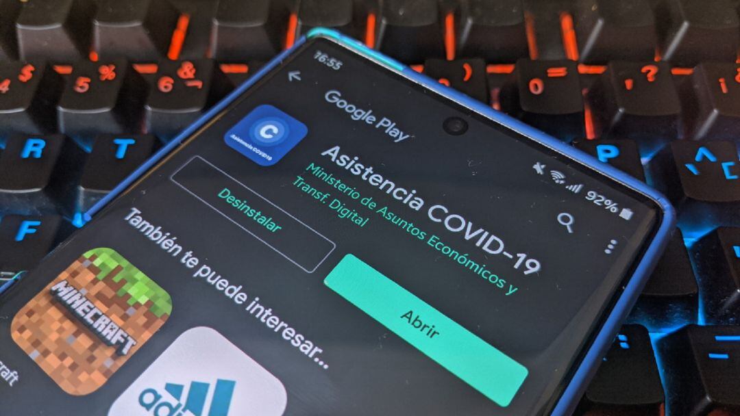 Una de les moltes aplicacions d'assistència per la Covid-19. L'Agència de protecció de dades demana un protocol específic en cas d'utilitzar-se la geolocalització per controlar el desconfinament de la població.
