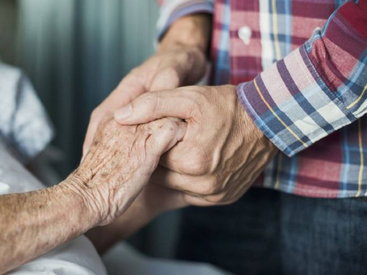 Casi 10.000 personas esperan en Córdoba su valoración de dependencia