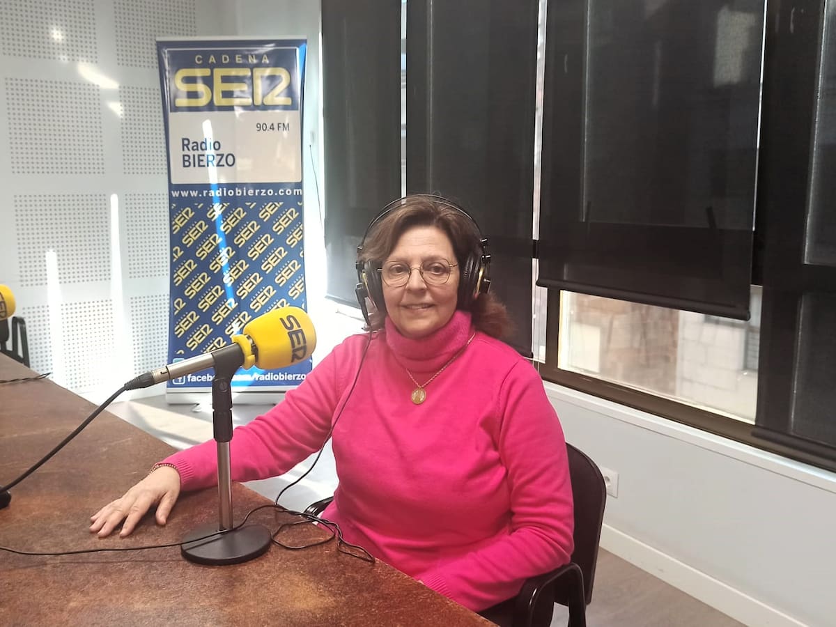 La maestra Arancha Álvarez se jubila y cierra una saga familiar dedicada a la enseñanza