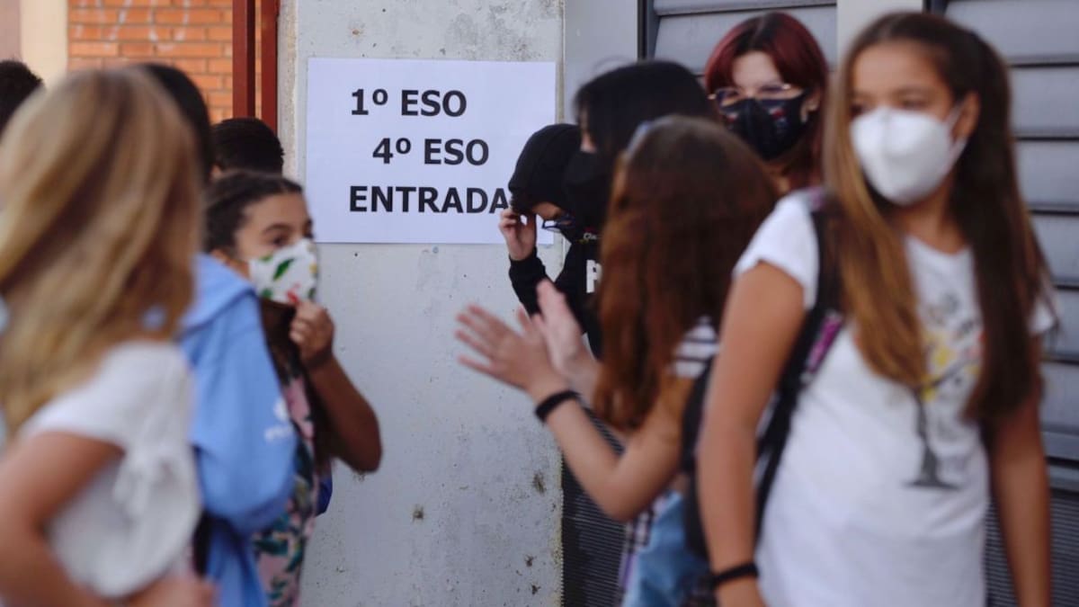 CCOO de Ávila denuncia "improvisación" en el inicio del curso