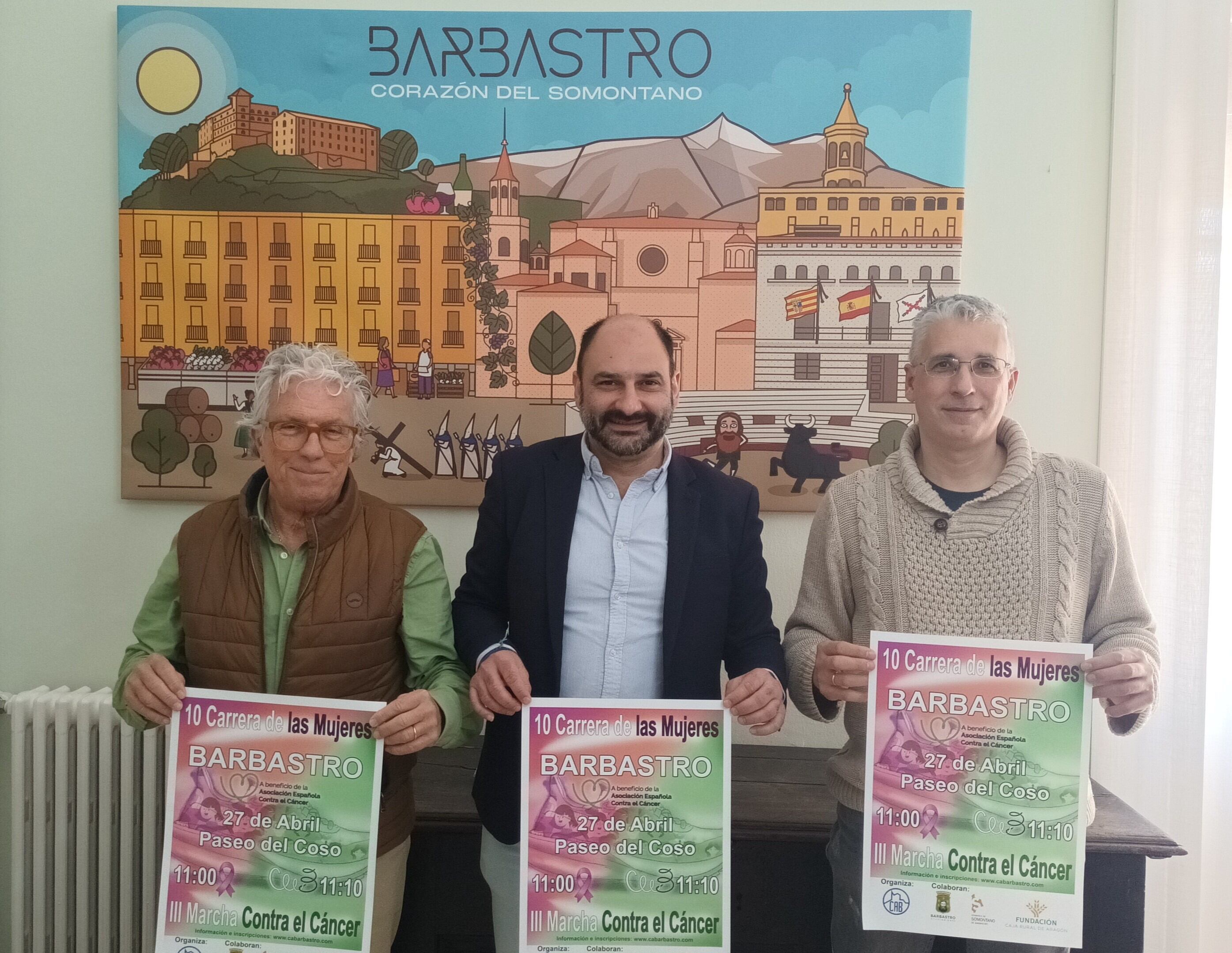 Miguel Garuz, Fernando Torres y Jesús Lacoma tras la presentación