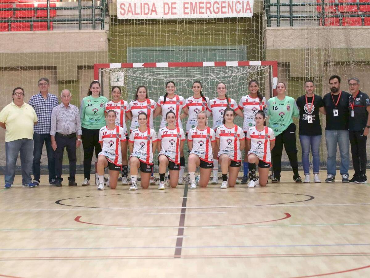 Gran puesta en escena del proyecto Costa de Almería ante su afición