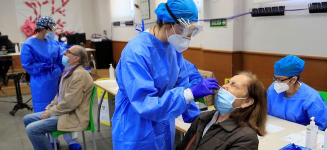 La Comunidad de Madrid continúa realizando pruebas para detectar el coronavirus en varios puntos de la región