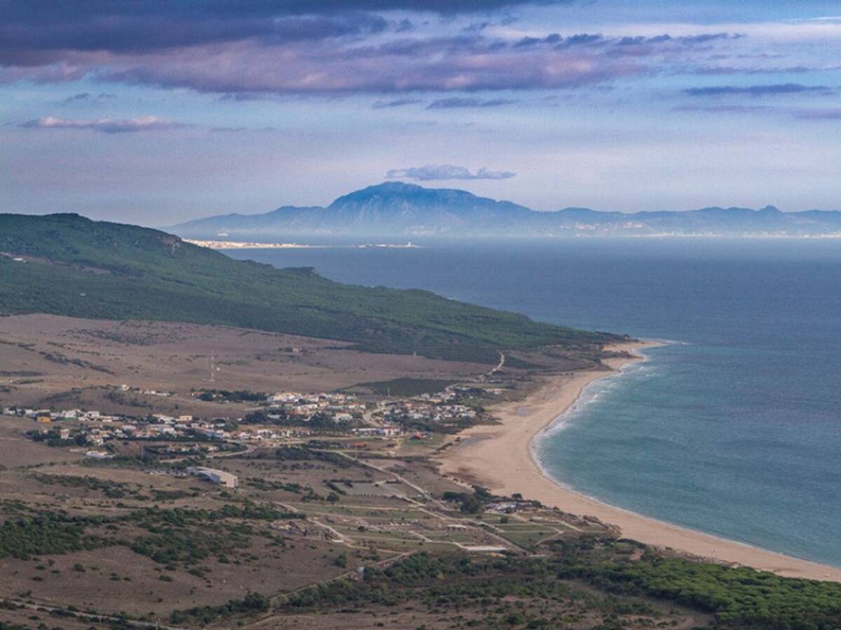El Campo de Gibraltar abre sus playas a la normalidad responsable