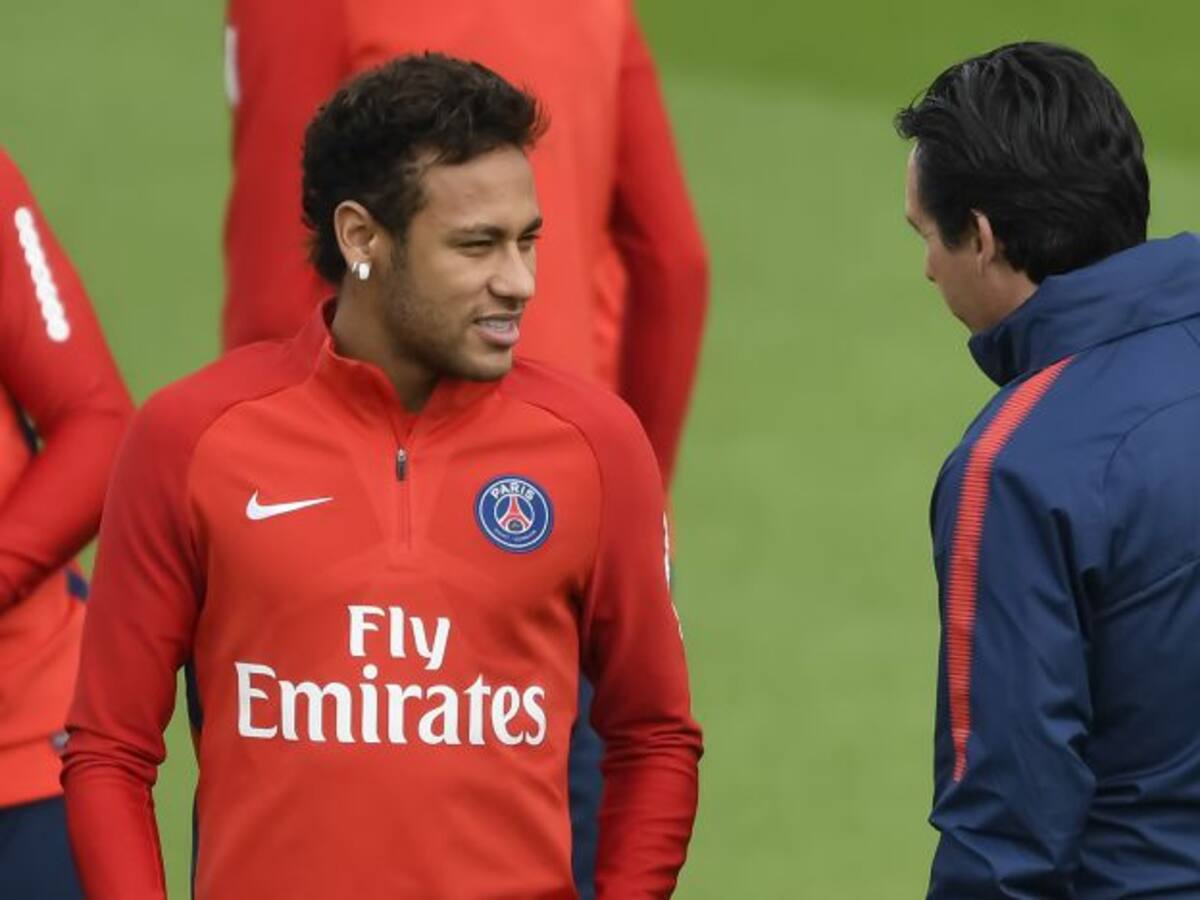 Neymar soporta cada vez menos a Emery