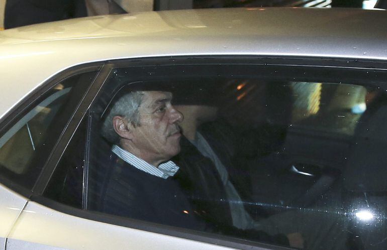 José Sócrates dentro de un coche policial entrando al Campus de Justicia