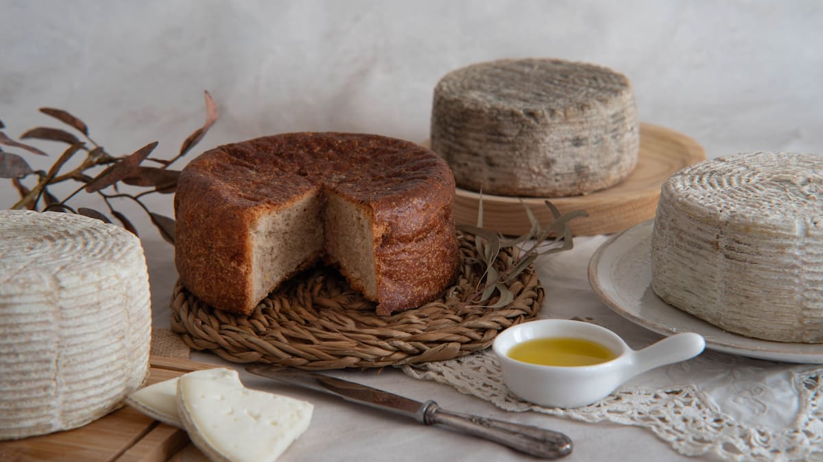 Un pan con forma de queso y con sabor a DOP Queso Camerano