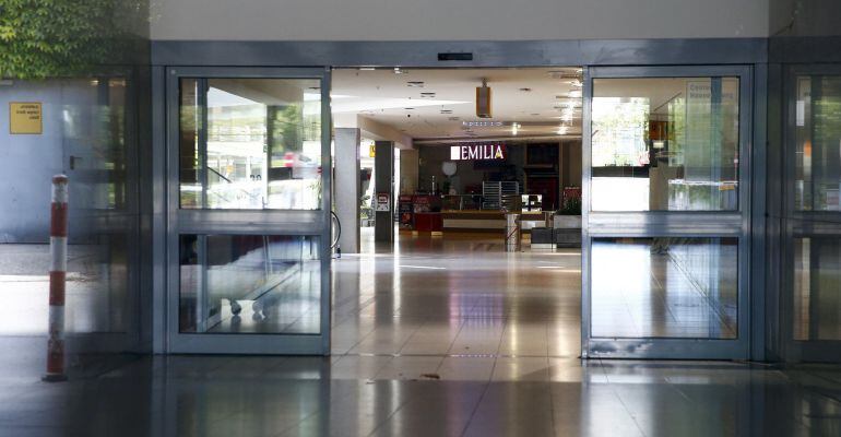 Vista interior del centro comercial Olympia de Múnich donde se produjo el tiroteo.