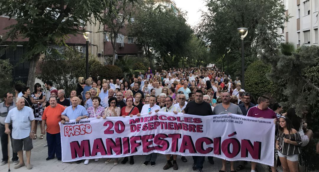 El barrio del Valle ha salido a la calle en distintas ocasiones para reivindicar un mejor trato por parte de las instituciones