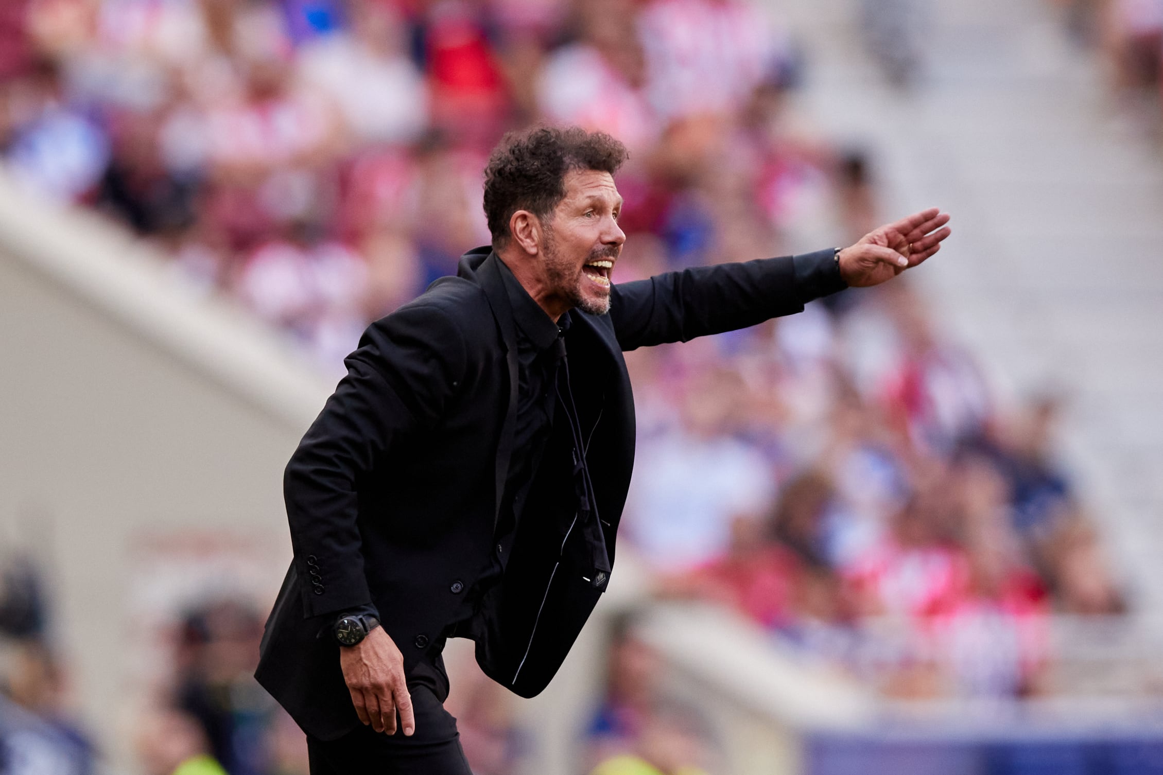 &#039;Cholo&#039; Simeone dando indicaciones durante un partido de liga