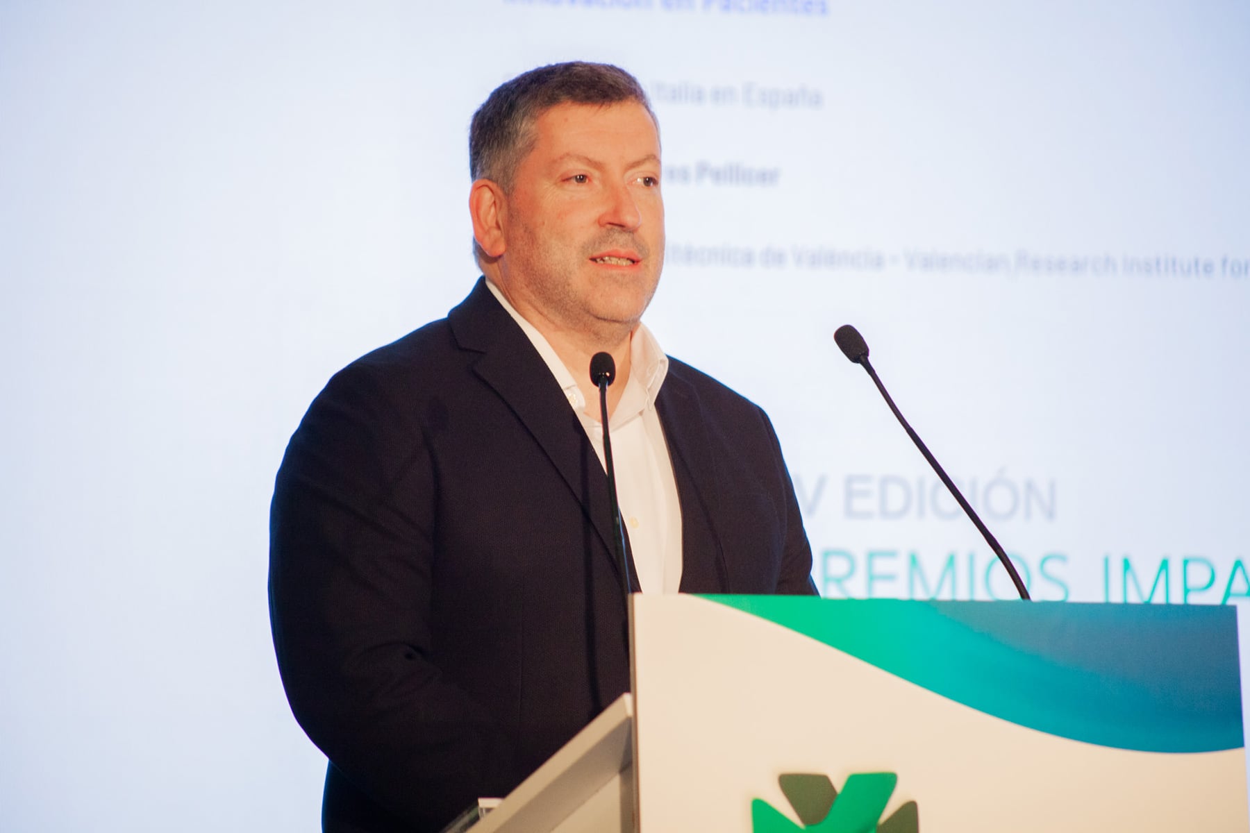 El investigador alcoyano Jordi Linares