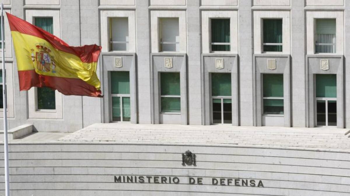 La Justicia obliga al Ejército a readmitir a un soldado al que expulsó por fumar porros