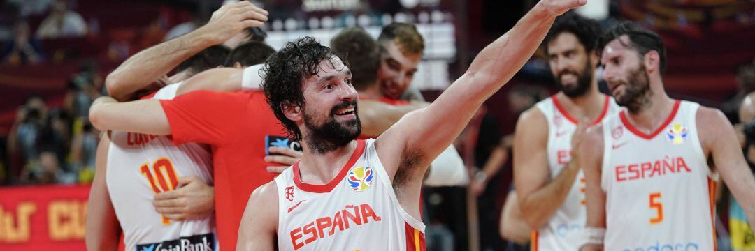 Baloncesto Selección.- España jugará la decimocuarta final de su historia y segunda en un Mundial 
 Sergio Llull celebra la victoria ante Australia
 