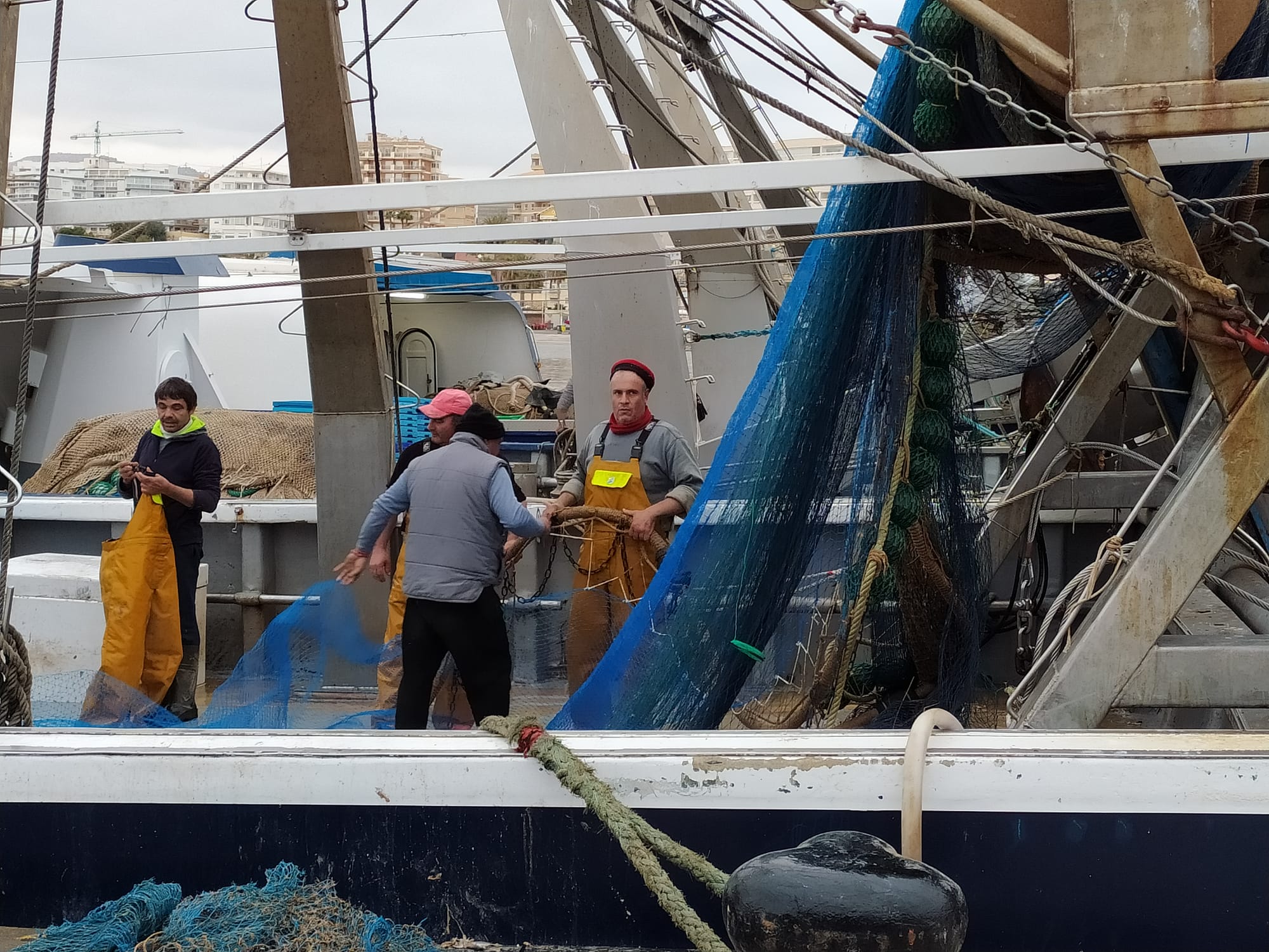 Un día en el puerto de La Vila Joiosa / Clara Durán