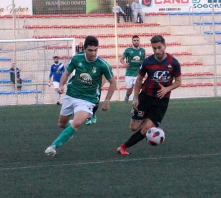 Jeús Sánchez en el partido contra el Novelda