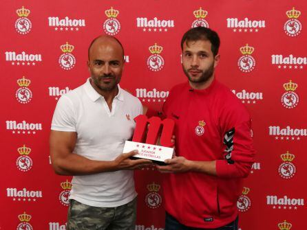 La afición reconoció a Martinez como el mejor jugador de mayo