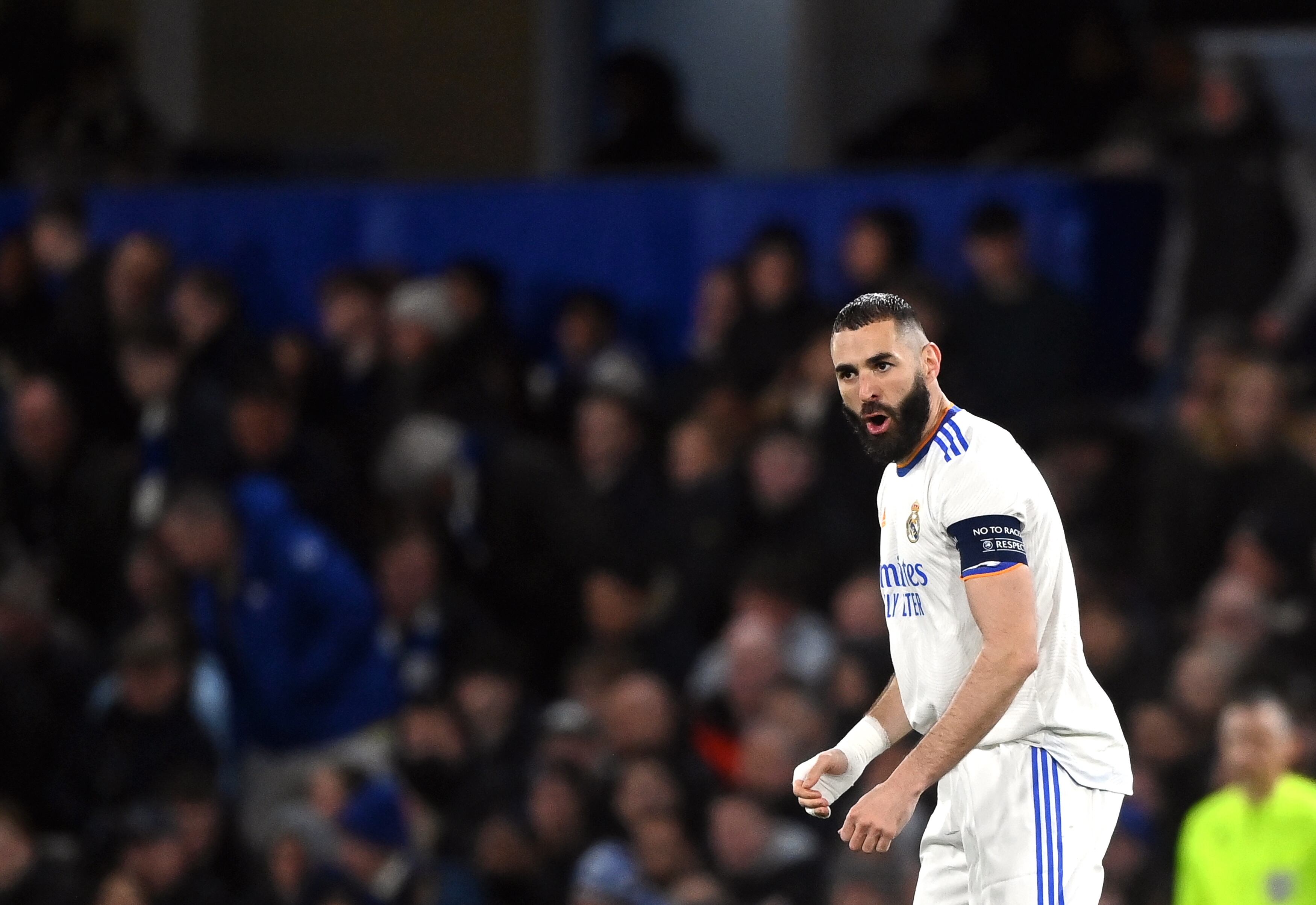 Karim Benzema celebra el gol contra el Chelsea en la Champions League