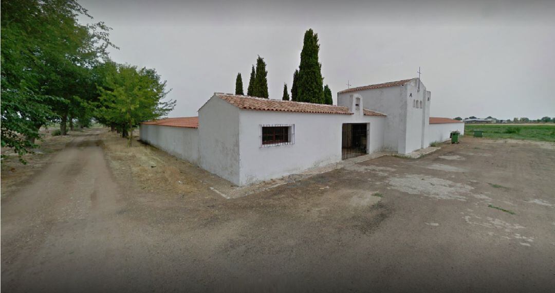 El cementerio de Llanos del Caudillo (Ciudad Real) registrado a nombre de un particular