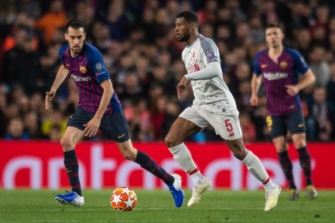 Wijnaldum, en un encuentro entre el Liverpool y el Barcelona.