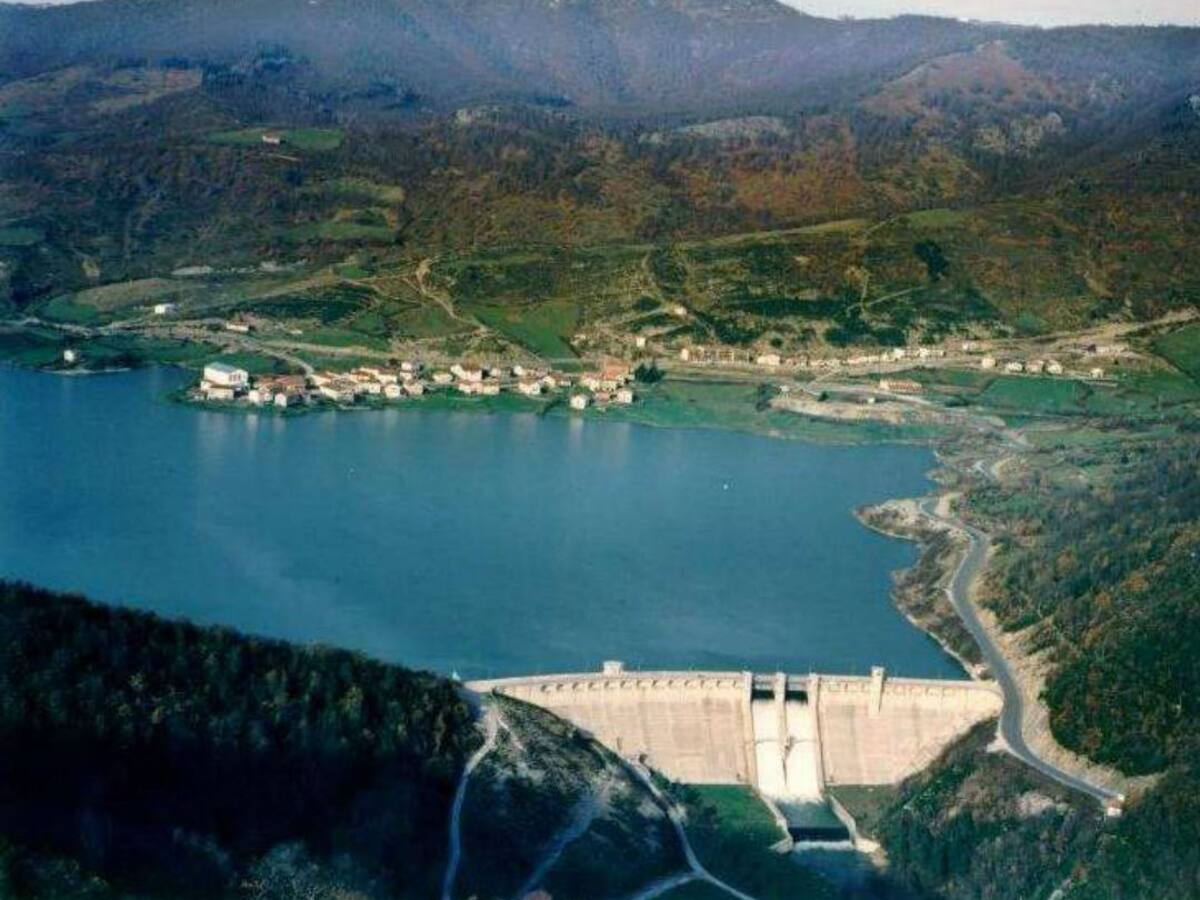 En el desembalse de Eugi