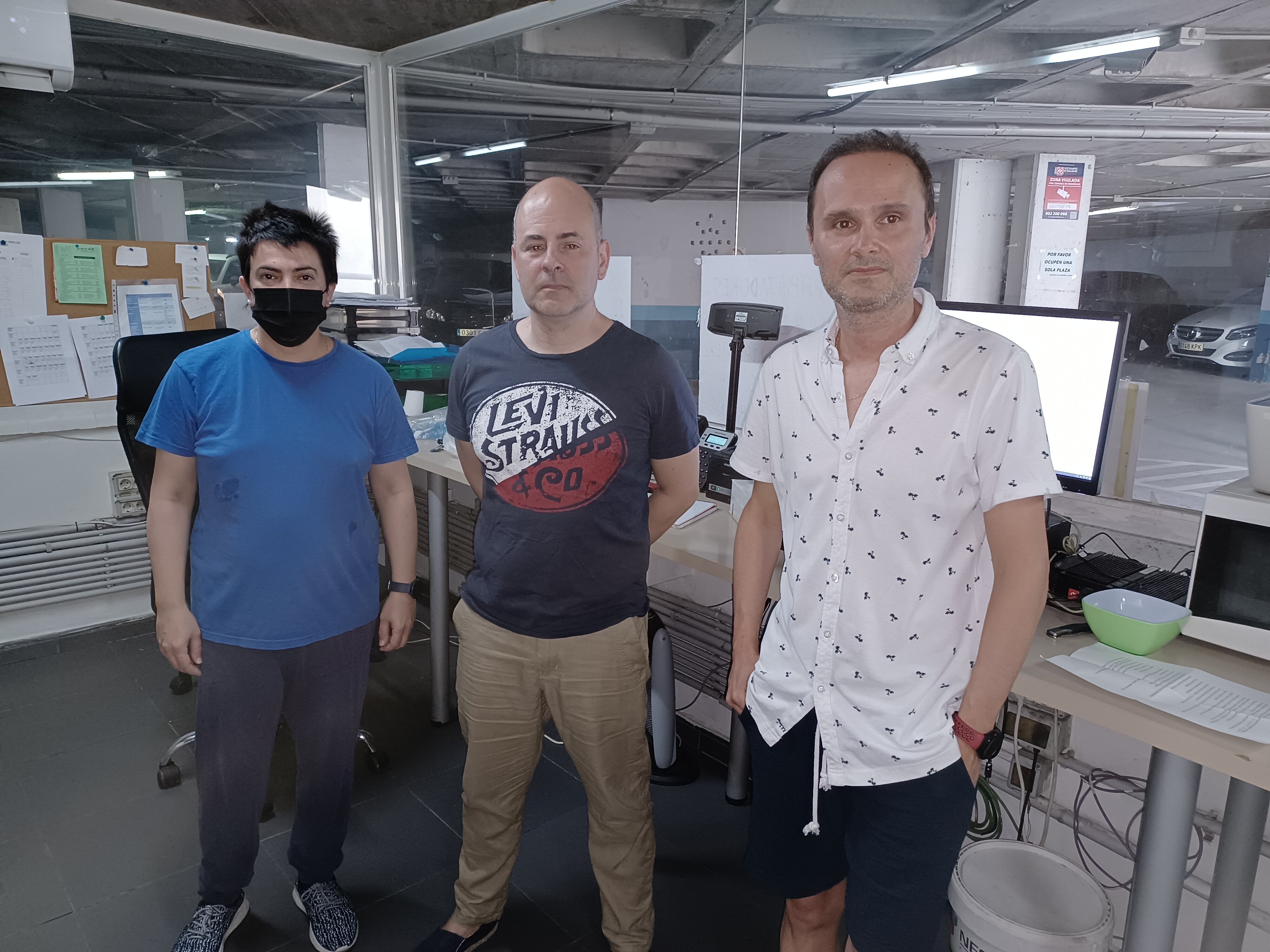 Trabajadores del parking de Santa Margarita en Linares.