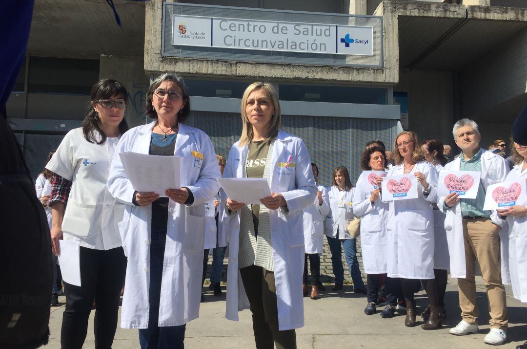 Protesta de los médicos en el Centro de Salud Circunvalación