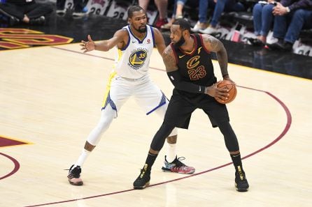 LeBron y Durant, durante las pasadas finales