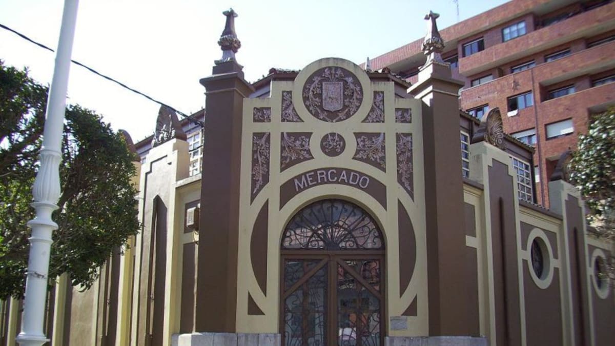 Obras en la plaza del mercado de Castro Urdiales