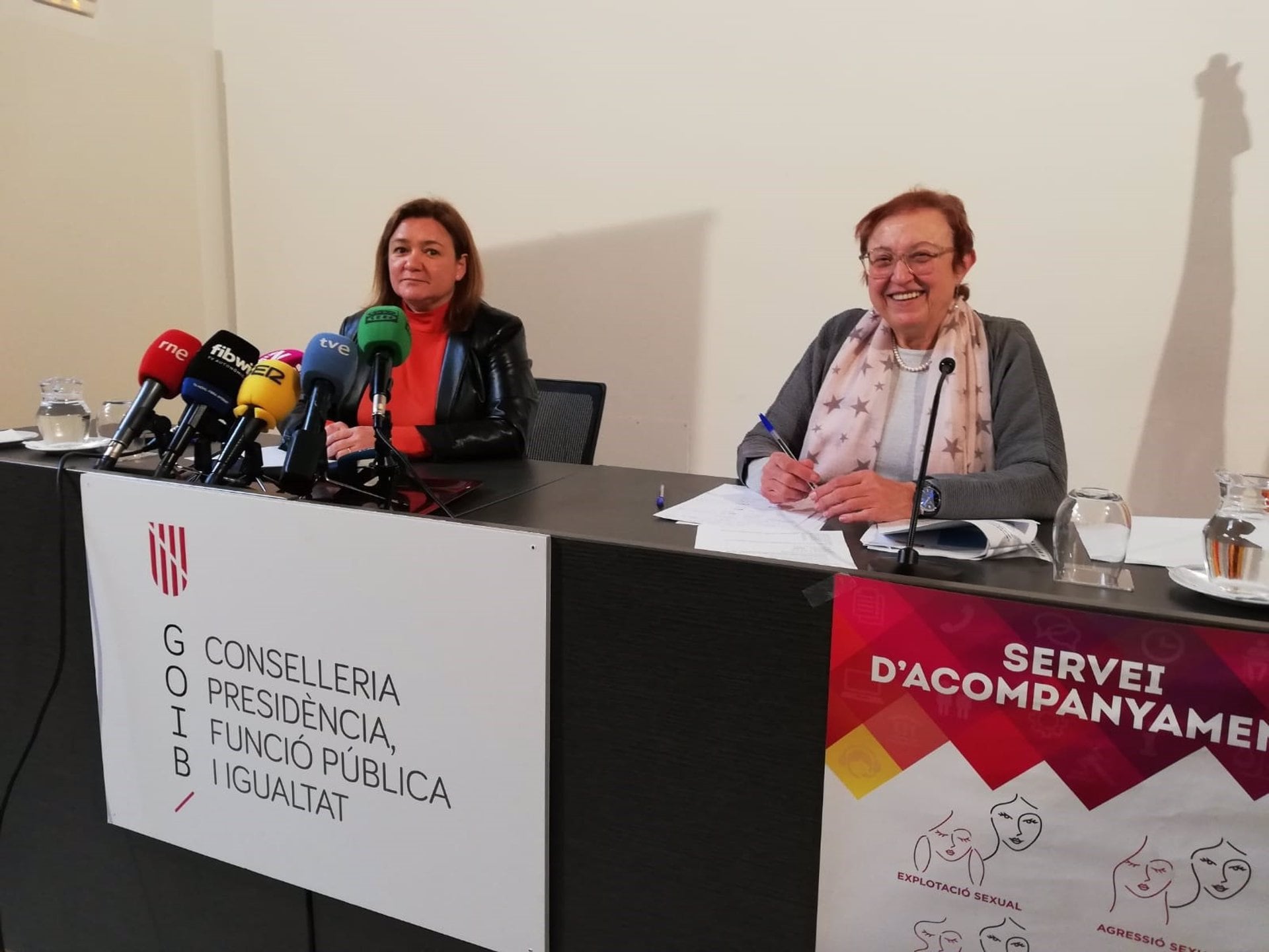 23/02/2023 La consellera de Presidencia, Función Pública e Igualdad, Mercedes Garrido, y la directora del IbDona, Maria Duran, en la rueda de prensa para informar de los datos de acompañamiento a víctimas de violencia en 2022.
SOCIEDAD ESPAÑA EUROPA ISLAS BALEARES AUTONOMÍAS
