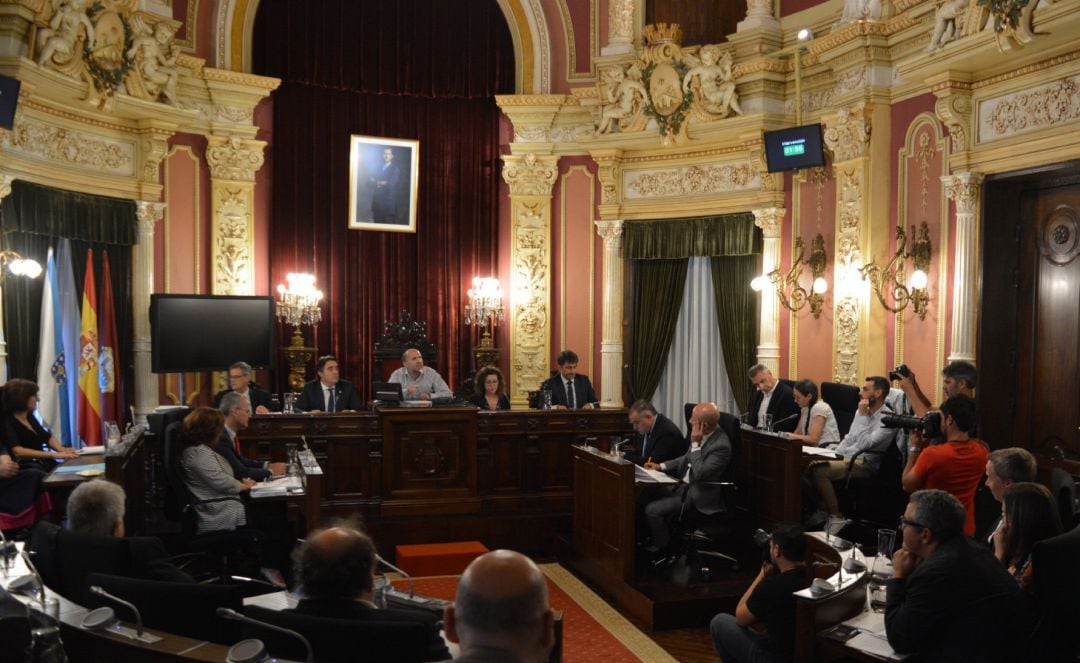 El Concello aplazó el pleno una semana para ajustarse a las limitaciones de la Xunta