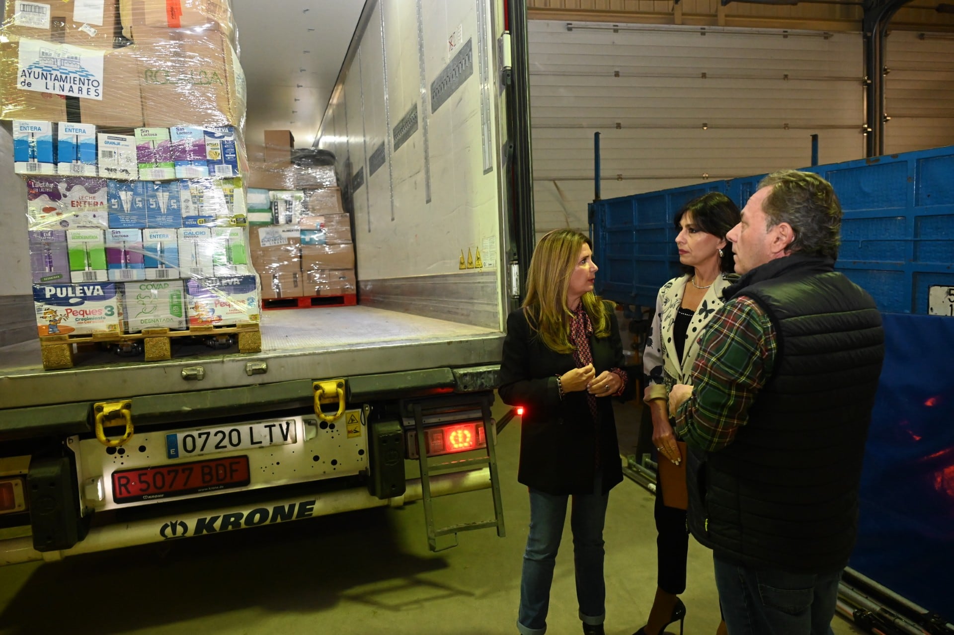 Iniciado el envío de productos recogidos en la campaña “Linares con los damnificados por la Dana”