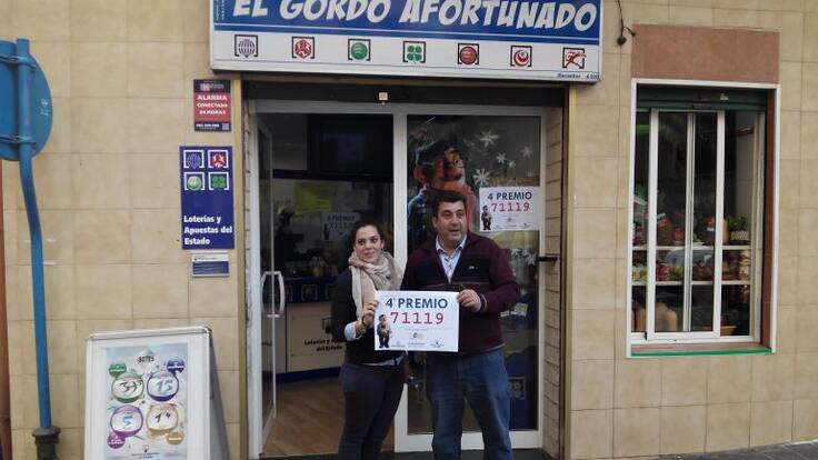 Estefania, lotera de El Campello que ha repartido 9,6 millones de euros con un quinto premio