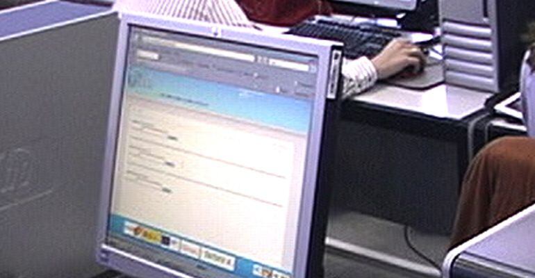 Ordenadores en una oficina