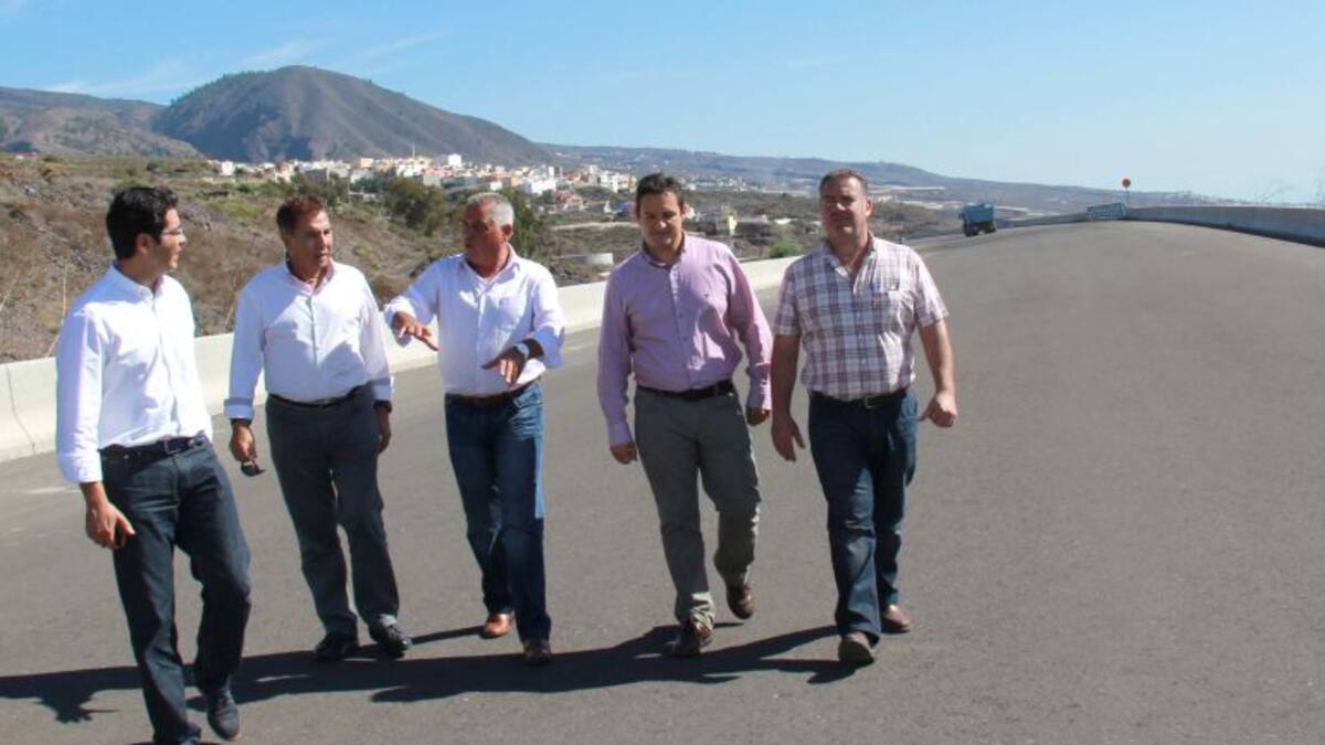 El alcalde de Guía de Isora pide "de una puñetera vez" la autopista