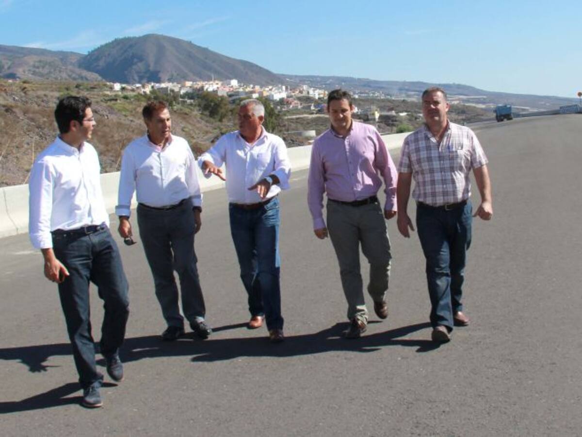 El alcalde de Guía de Isora pide "de una puñetera vez" la autopista