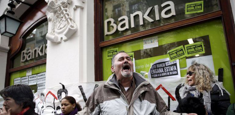 Usuarios de banca afectados por Bankia