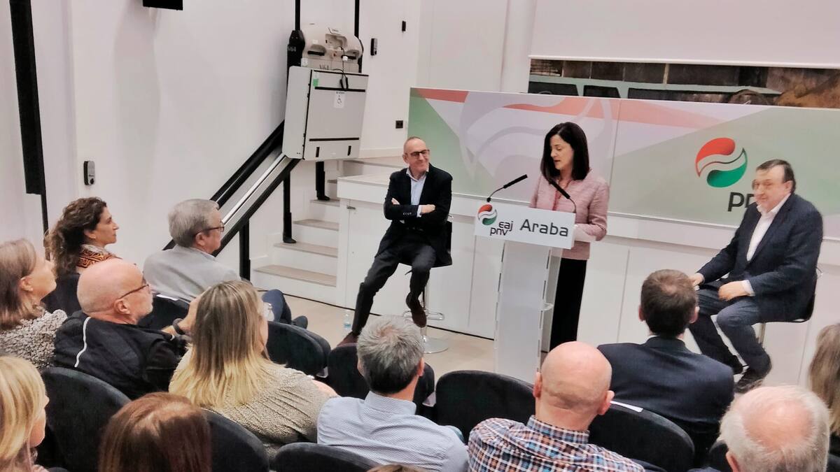 Beatriz Artolazabal (PNV) denuncia insultos machistas: "Me llaman dócil como si fuera una mascota"
