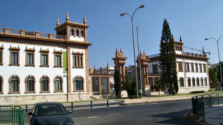 Entrada al complejo de edificios de Tabacalera (Málaga)