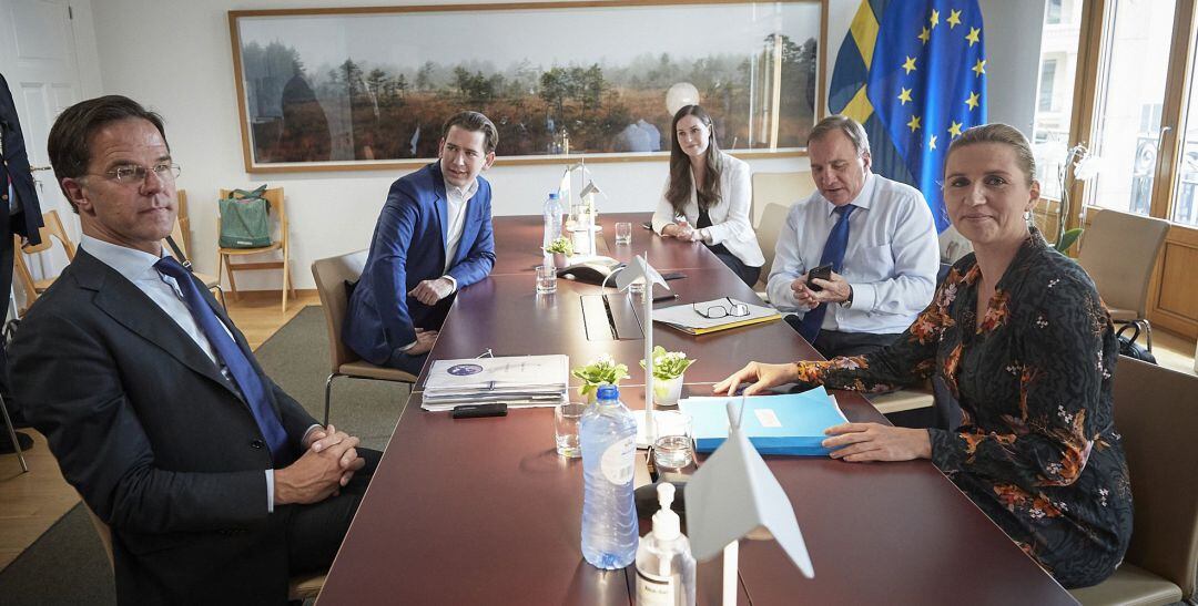 El primer ministro holandés, Mark Rutte; el canciller austriaco, Sebastian Kurz, la primera ministra finlandesa, Sanna Marin; la primera ministra danesa, Mette Frederiksen, y el priomer ministro sueco, Stefan Loefven.