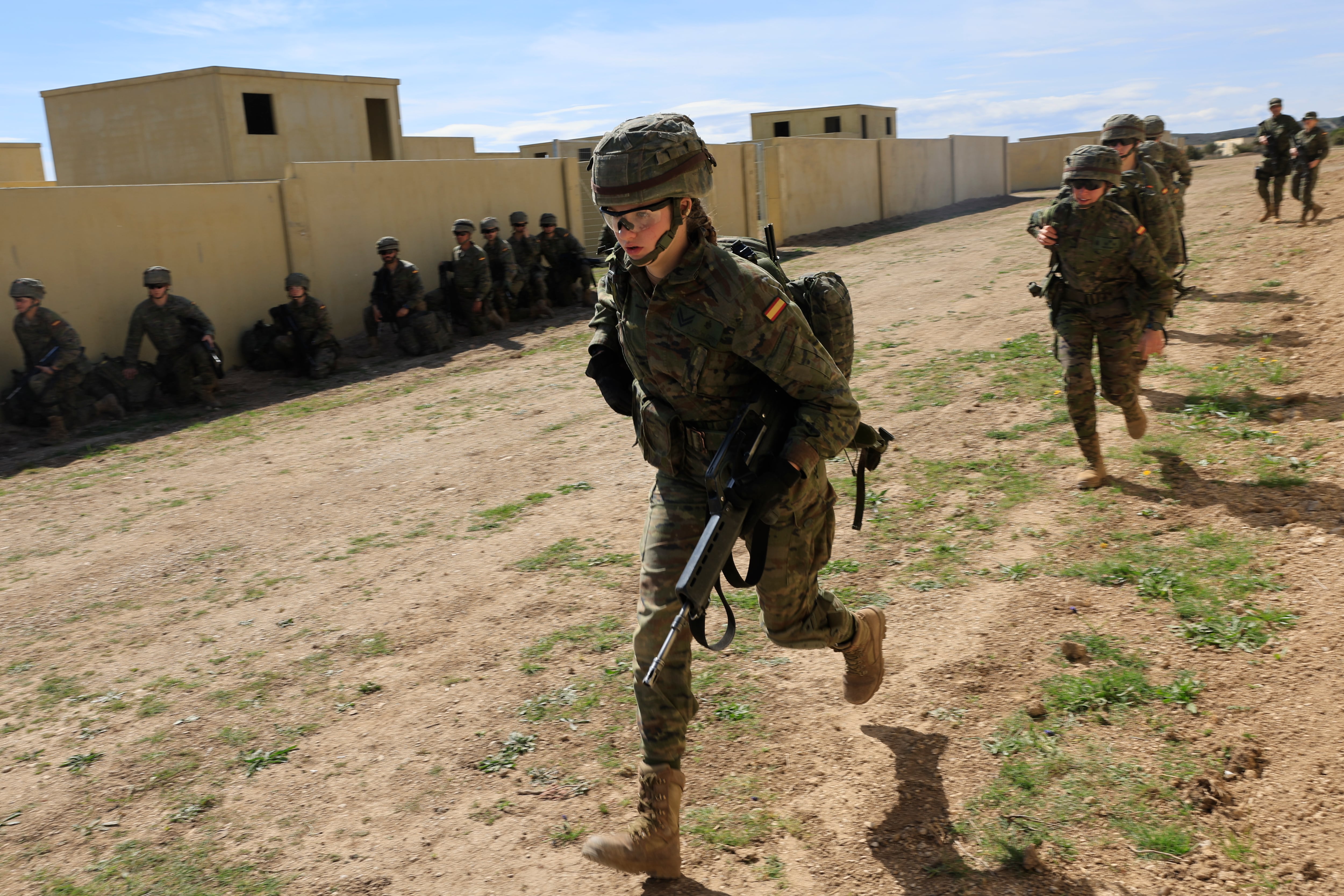 La princesa Leonor participa, junto al resto de sus compañeros de la Academia General Militar, en unas maniobras en el Centro Nacional de Adiestramiento de San Gregorio