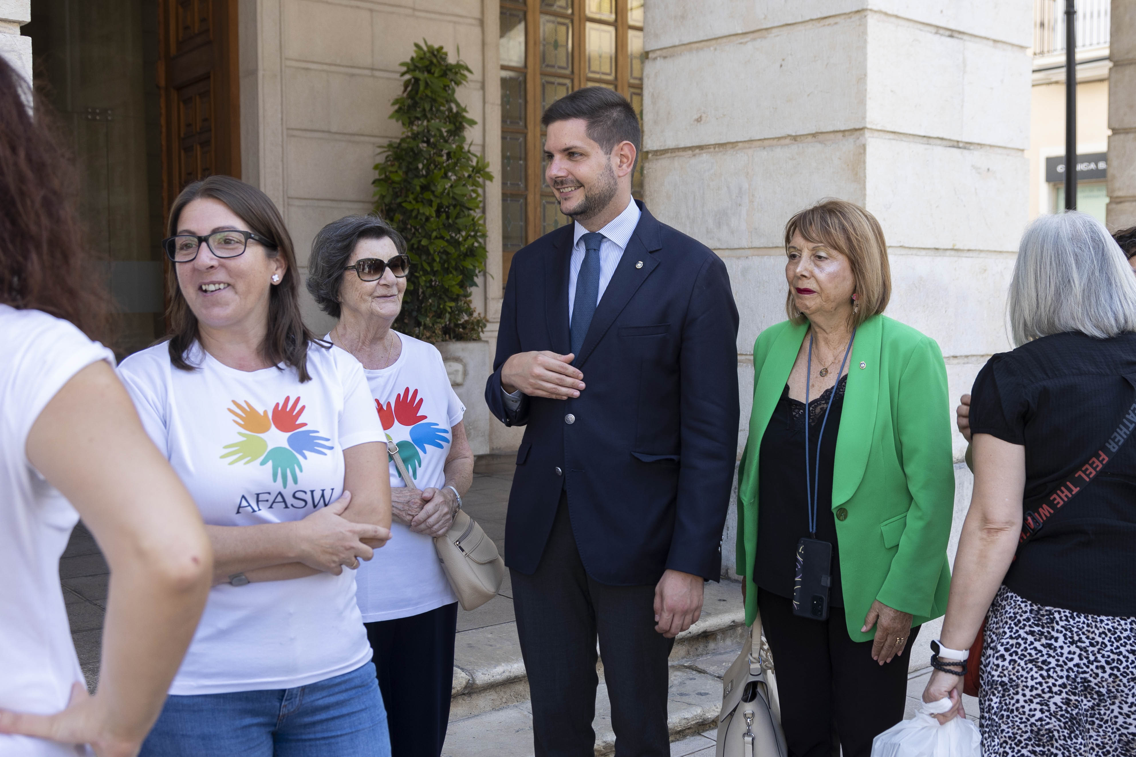 El alcalde Prieto y la edil Gil durante el acto