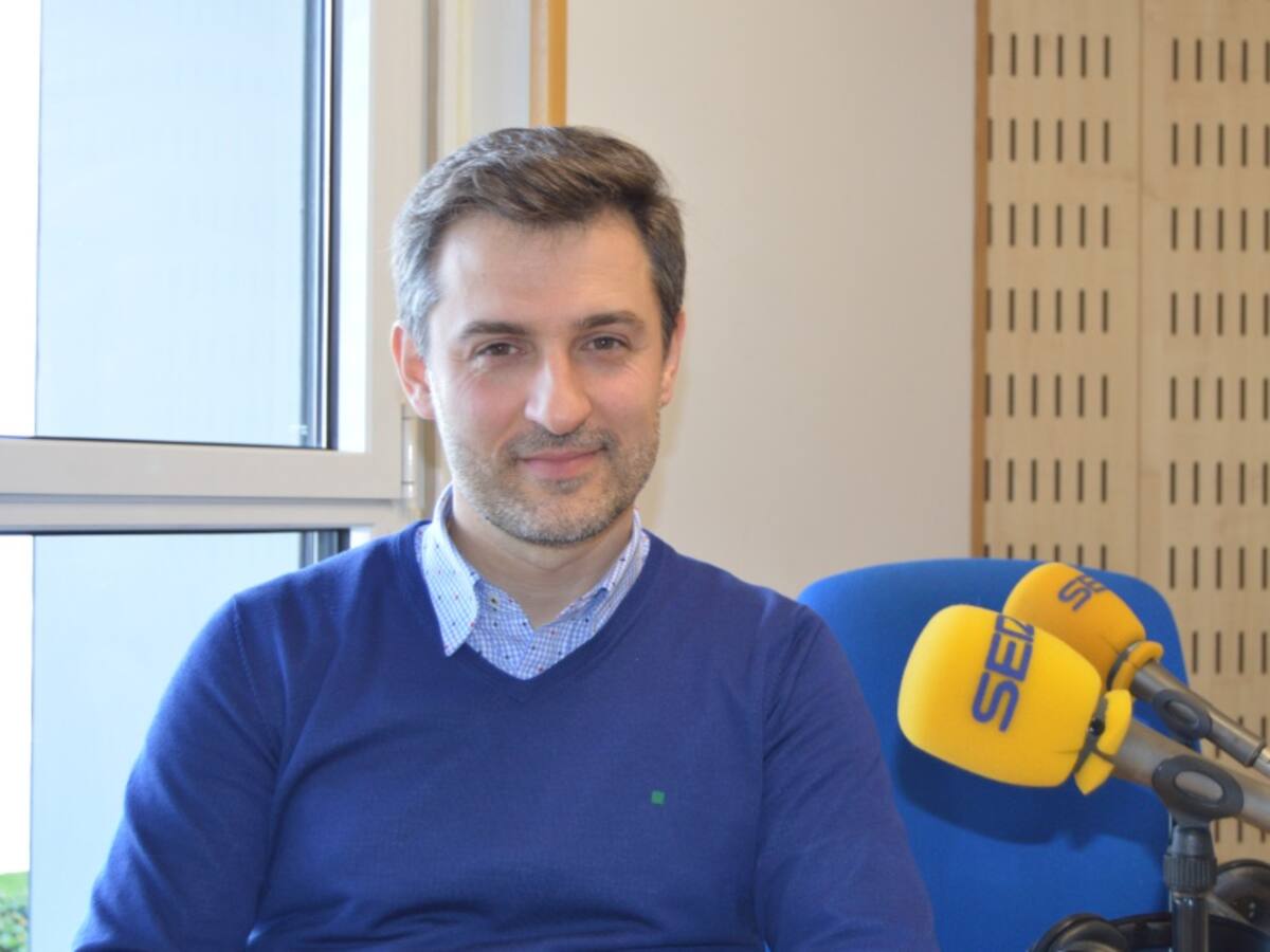 José María Pérez: "Gijón es una ciudad paralizada"