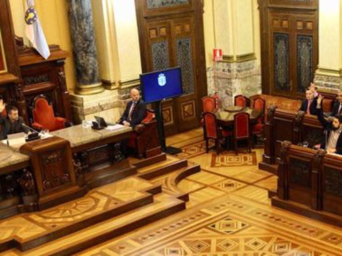 Luz verde a los presupuestos de 2018 con apoyo de Marea y PSOE