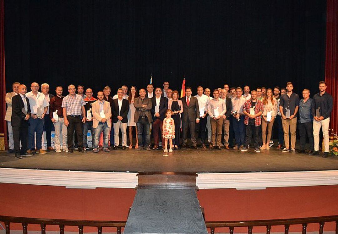 Monóvar acogió a la flor y nata del balonmano de la Comunidad Valenciana