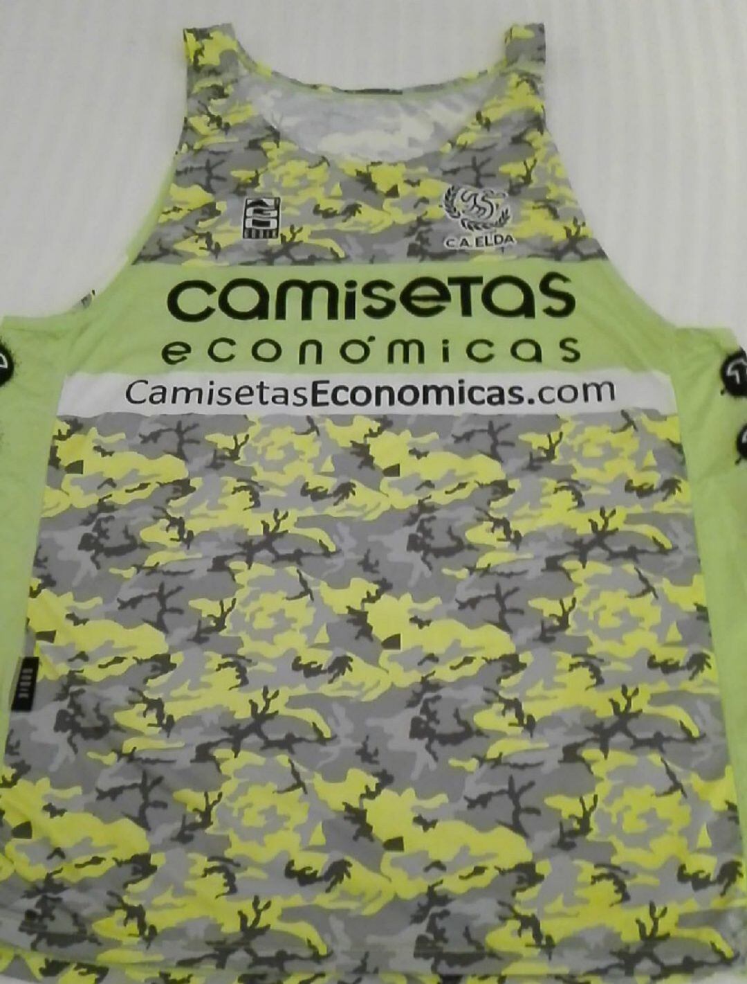 Camisetas Económicas ha estado ocho temporadas apoyando al C. A. Elda