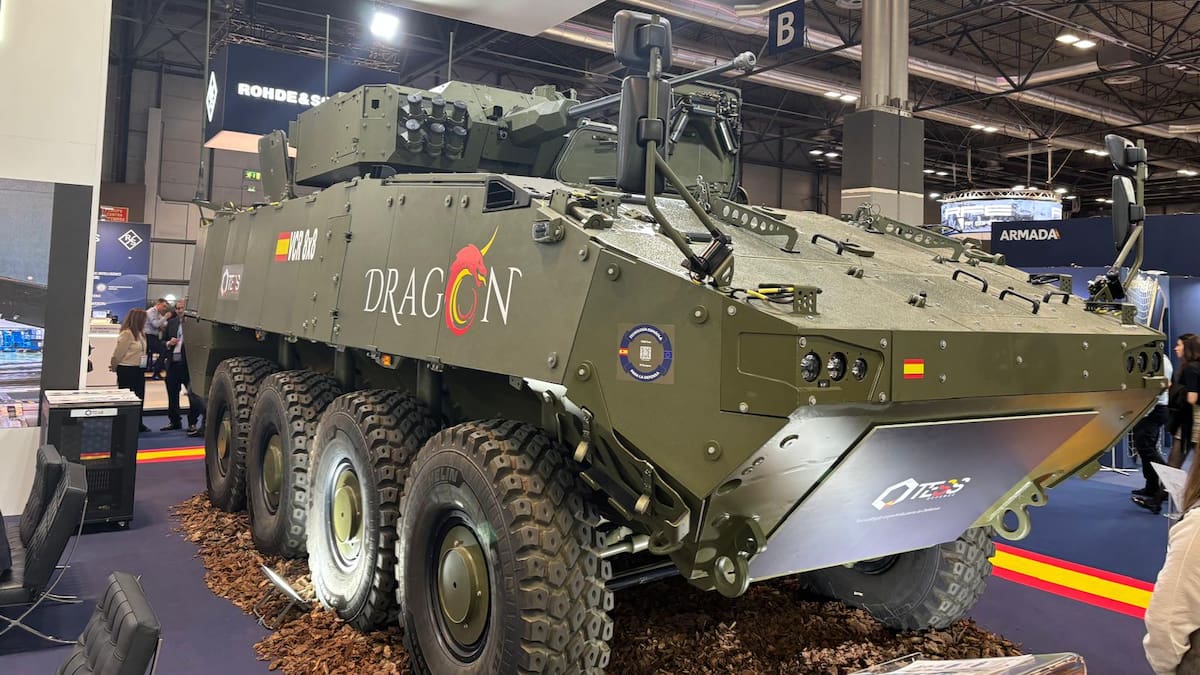 Defensa recibe 24 blindados 8x8 Dragón para su validación en Alcalá de Guadaíra