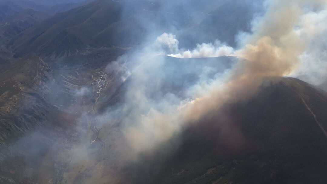 Imagen aérea del incendio